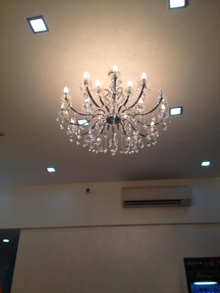 Viven Hotel Laoag Extérieur photo